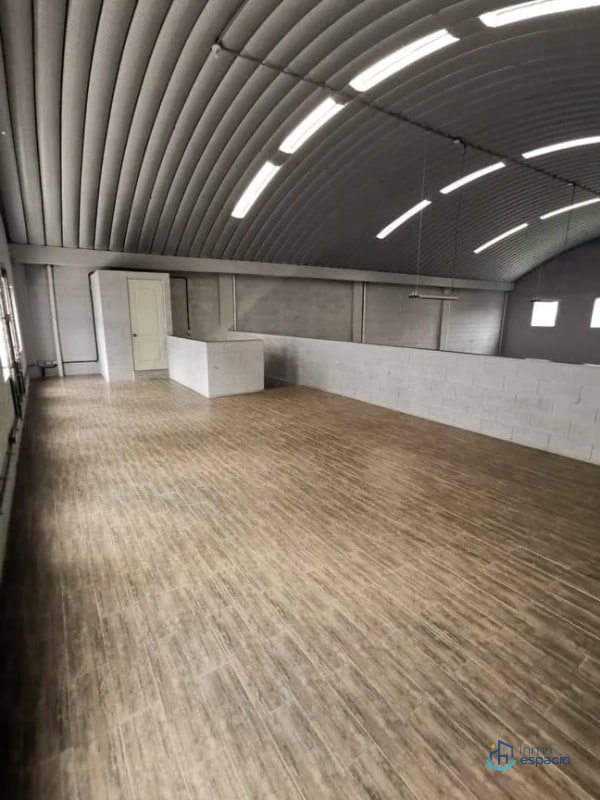 OFIBODEGA EN VENTA – Carretera Interamericana, zona 1 de Mixco, - 5