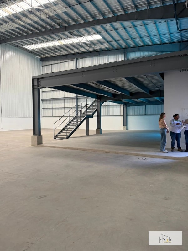 Renta Bodega  882m2 en Amatitlán - 9