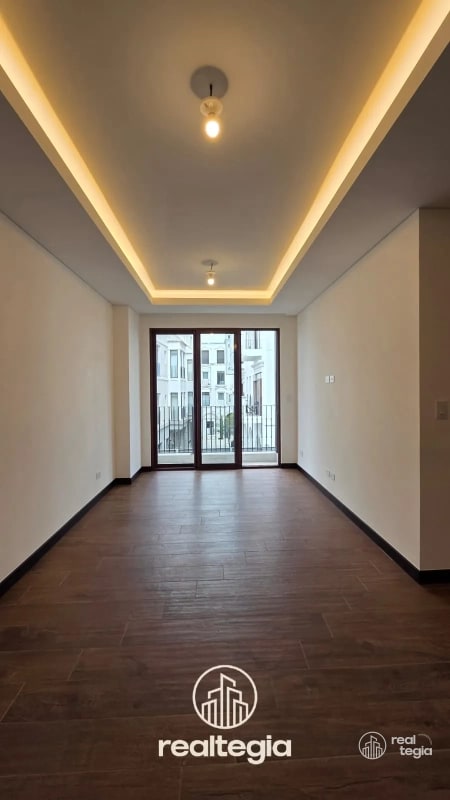 APARTAMENTO EN LIRIOS IV DE CAYALÁ ZONA 16 - 7