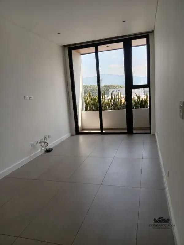 APARTAMENTO EN RENTA ZONA 10 — Apartamento en Alquiler en Zona 10, Guatemala, Ciudad — foto 7 de 12