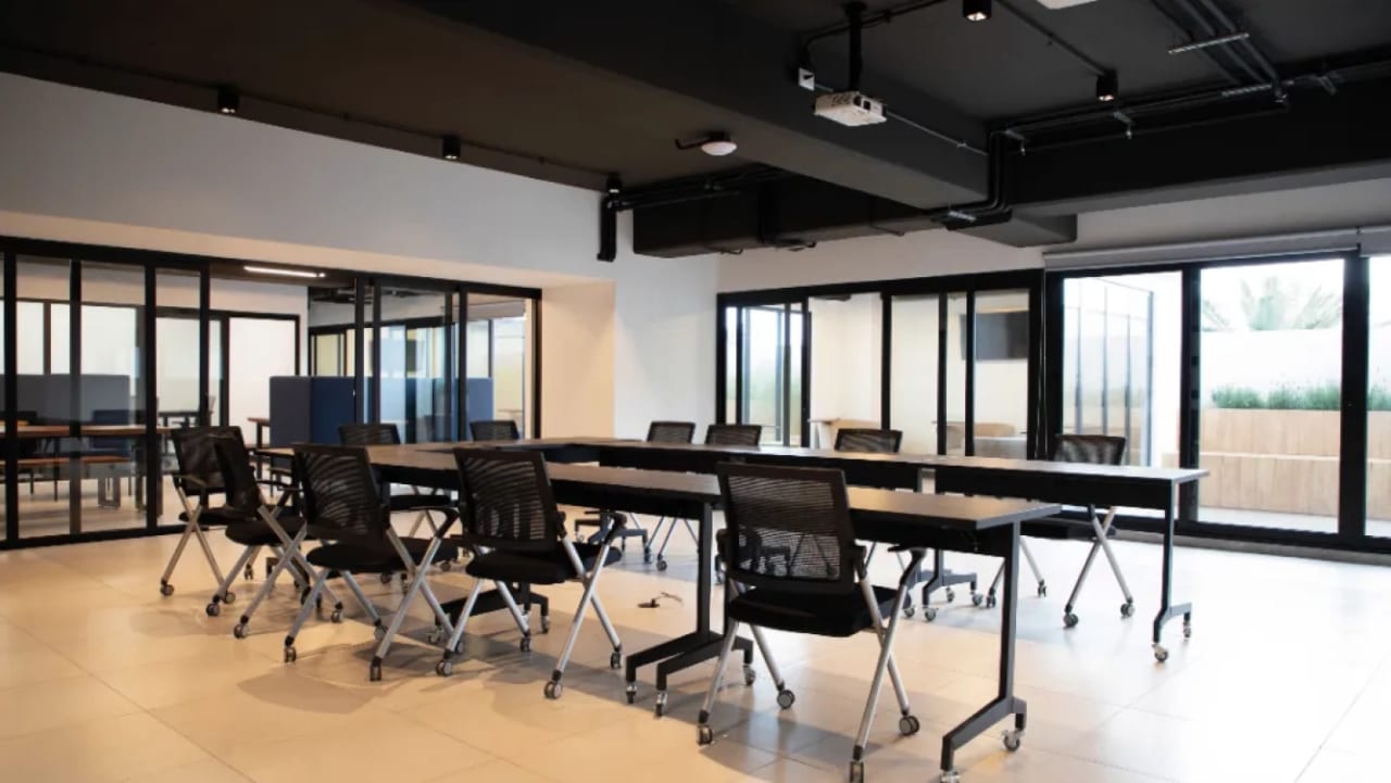 Espacio corporativo en renta 231 m2 - Edificio Ascend zona 9 — Local en Alquiler en Ascend, Zona 9, Guatemala, Ciudad — foto 2 de 4