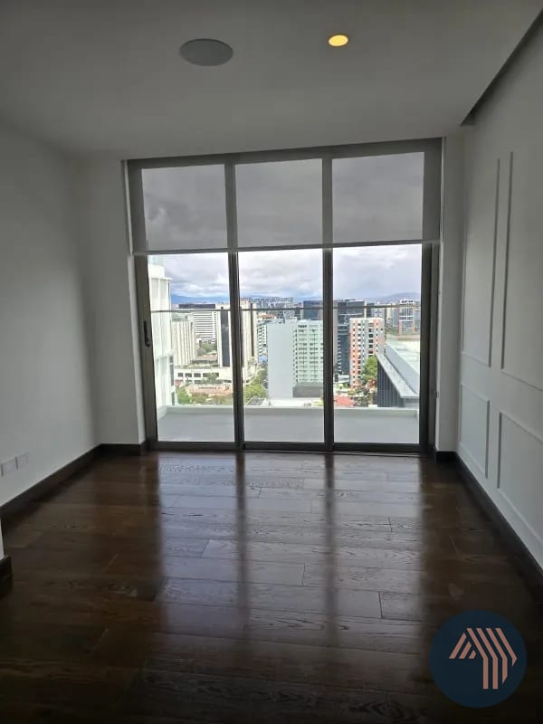ALQUILER DE CÉNTRICOS APARTAMENTOS - ATARAH, ZONA 10 — Apartamento en Alquiler en Atarah, Zona 10, Guatemala, Ciudad — foto 7 de 8