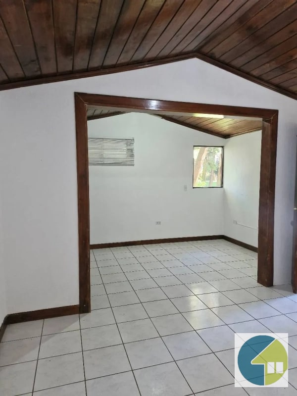 Amplia casa en alquiler km 25 CAES - 4