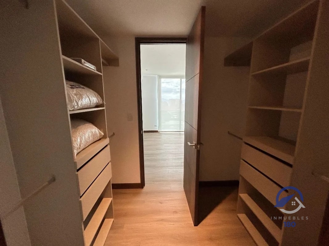 Apartamento en venta en Edificio Artis, zona 13 - 3