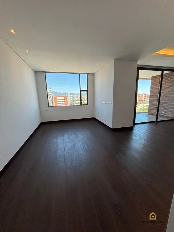 Apartamento de Lujo en Edificio Echo, Zona 14 | 2 Habs + Servicio | Amenidades Premium - 9