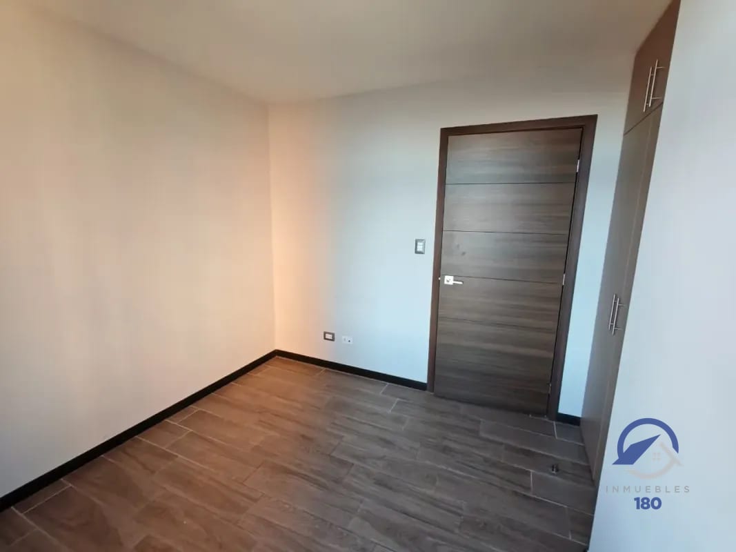 Apartamento en venta en Edificio Niko 10, zona 10 — Apartamento en Venta en Niko 10, Zona 10, Guatemala, Ciudad — foto 13 de 14
