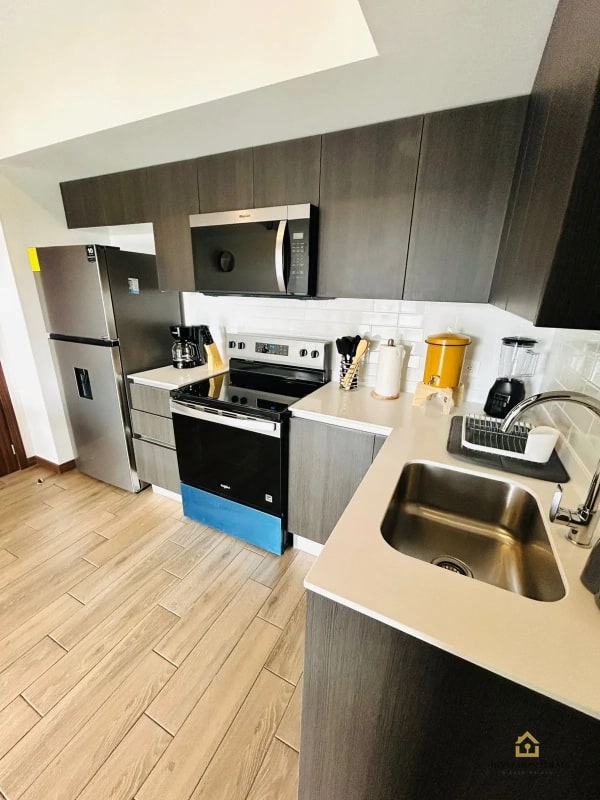 Apartamento Amueblado en Edificio Inara | 2 Hab + 2 Baños | $1,050 - 2