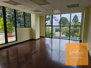 Oficina en zona 10 — Oficina en Alquiler en Zona 10, Guatemala, Ciudad — miniatura 11 de 13
