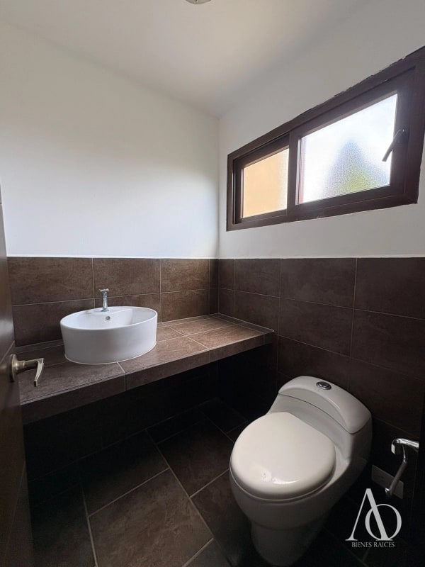 Casa en Alquiler Condominio Cumbres de La Arboleda, Km. 21.5 CES / EN DIRECTO 2026 - 2
