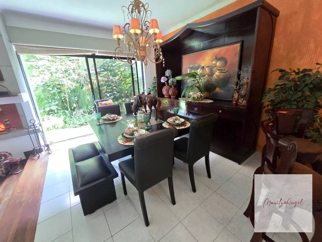 CASA EN VENTA EN ZONA 10 - 10