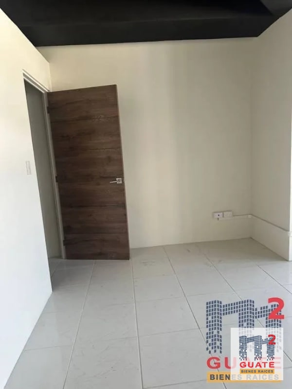 Oficina en Renta, Zona 04 (R10220) - 4