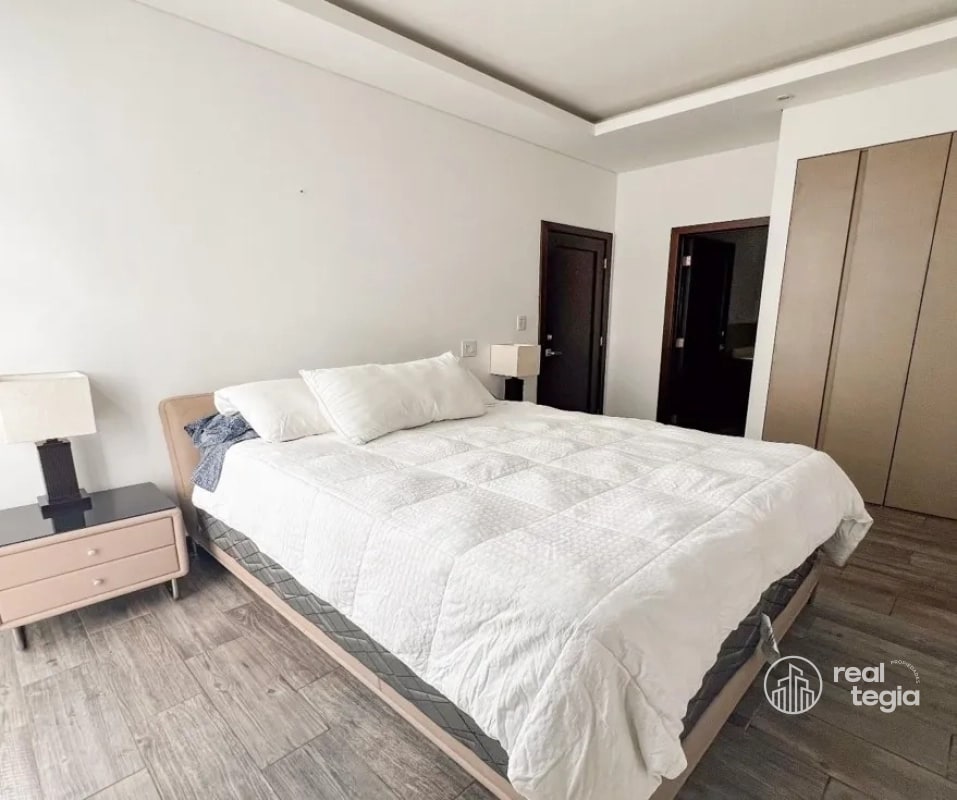 APARTAMENTO LIRIOS DE CAYALÁ ZONA 16 - 1