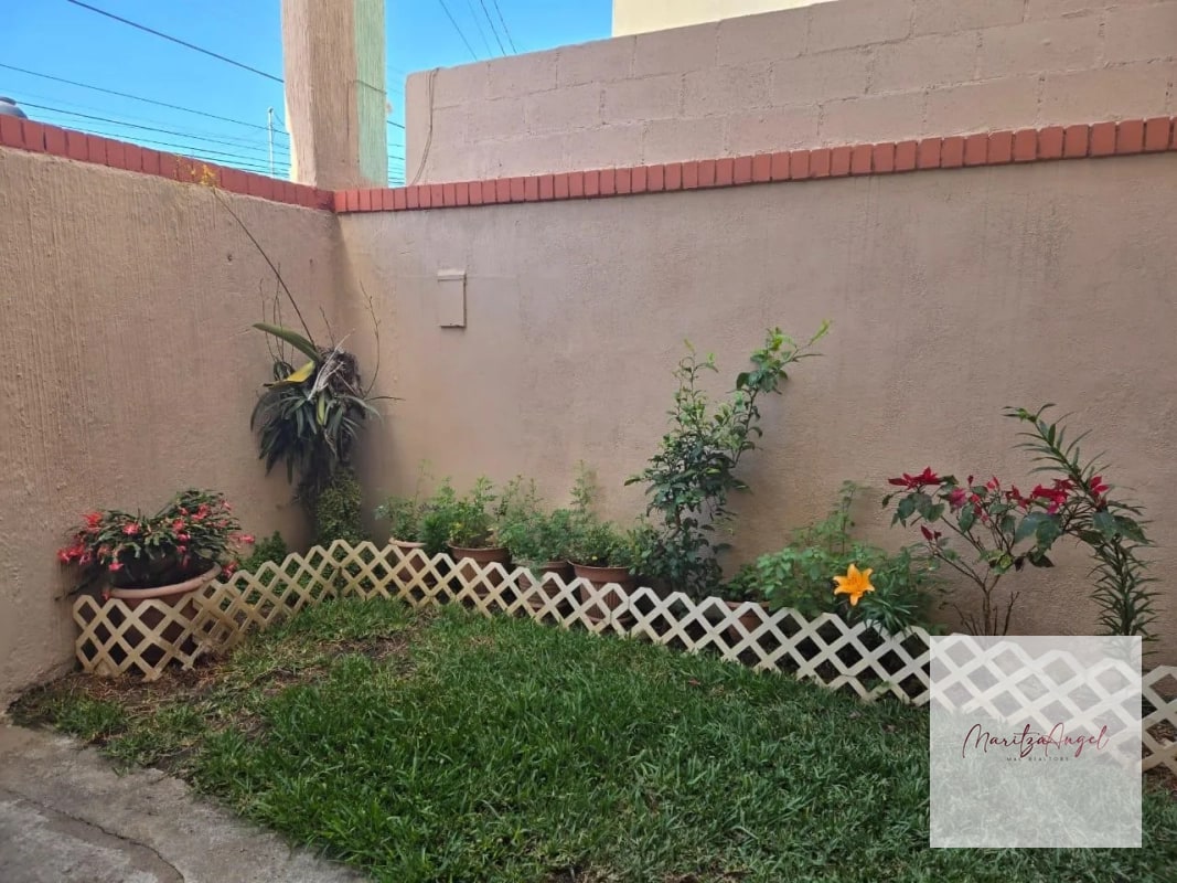 CASA EN VENTA MOLINO DE LAS FLORES ZONA 2 MIXCO - 11