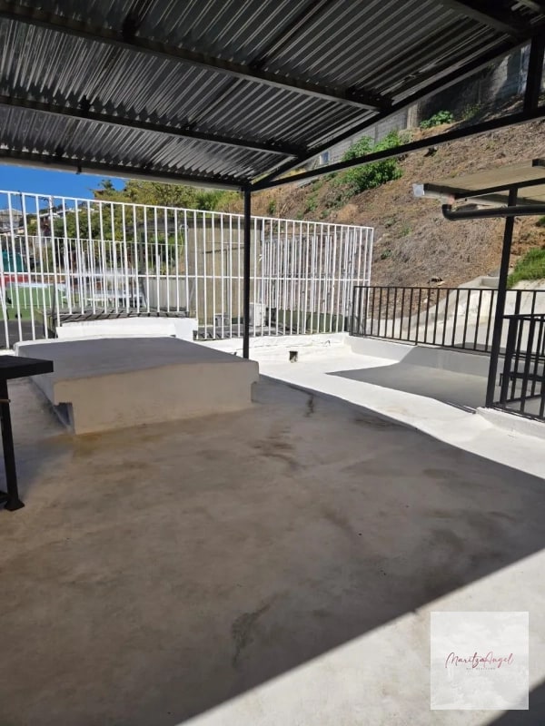 CASA EN VENTA MOLINO DE LAS FLORES ZONA 2 MIXCO - 1