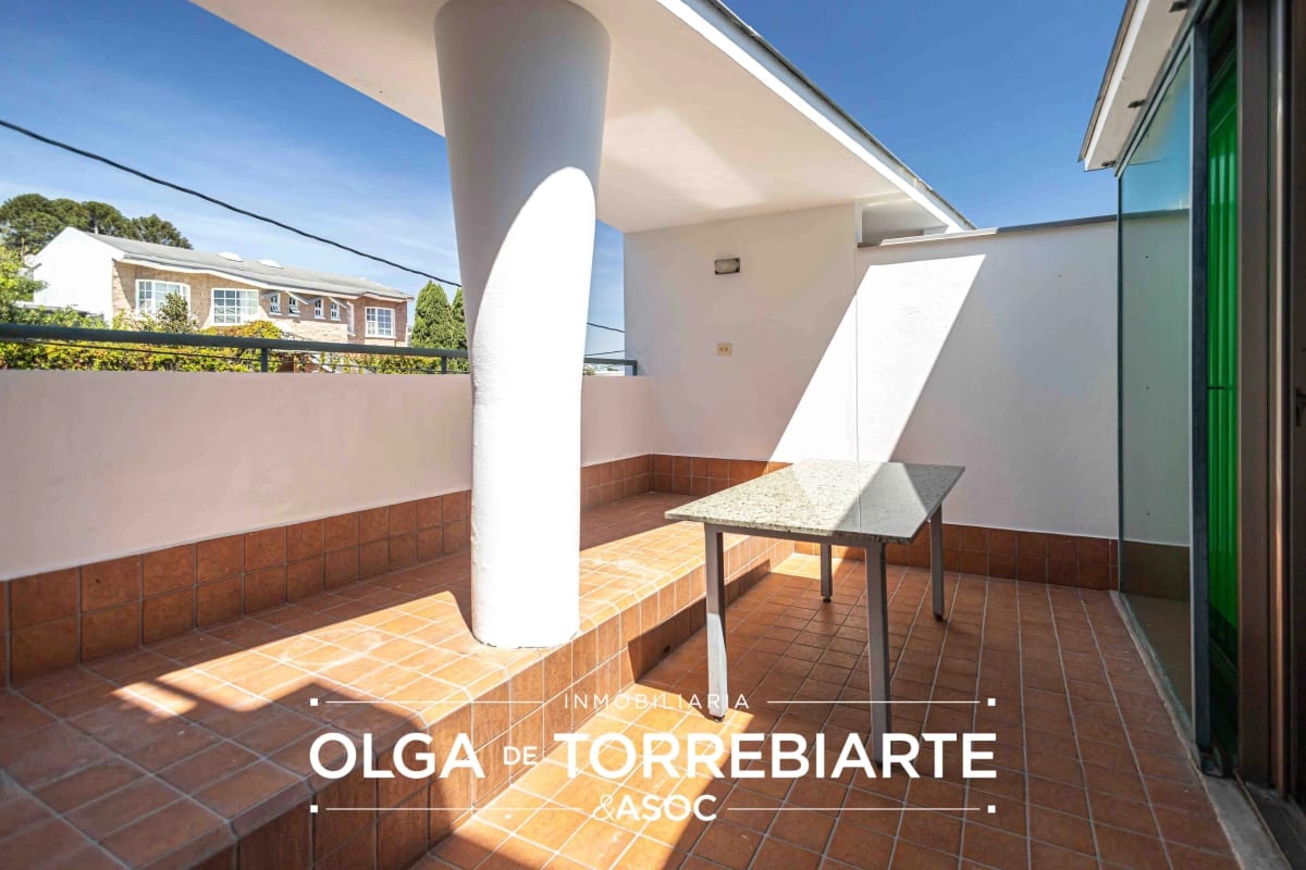 Loft en Colonia Oakland, Zona 10 — Apartamento en Alquiler en Zona 10, Guatemala, Ciudad — foto 3 de 10