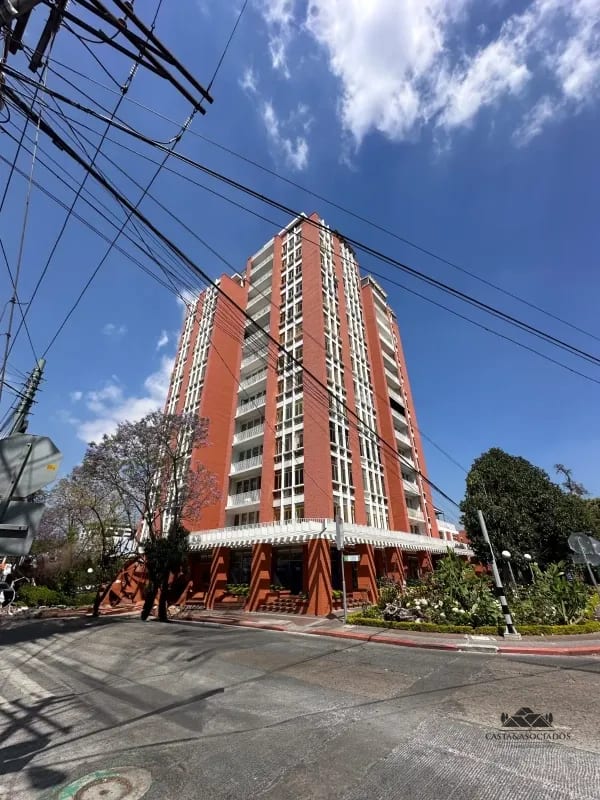 OFICINAS EN RENTA EN ZONA 9 — Oficina en Alquiler en Zona 9, Guatemala, Ciudad — foto 13 de 16
