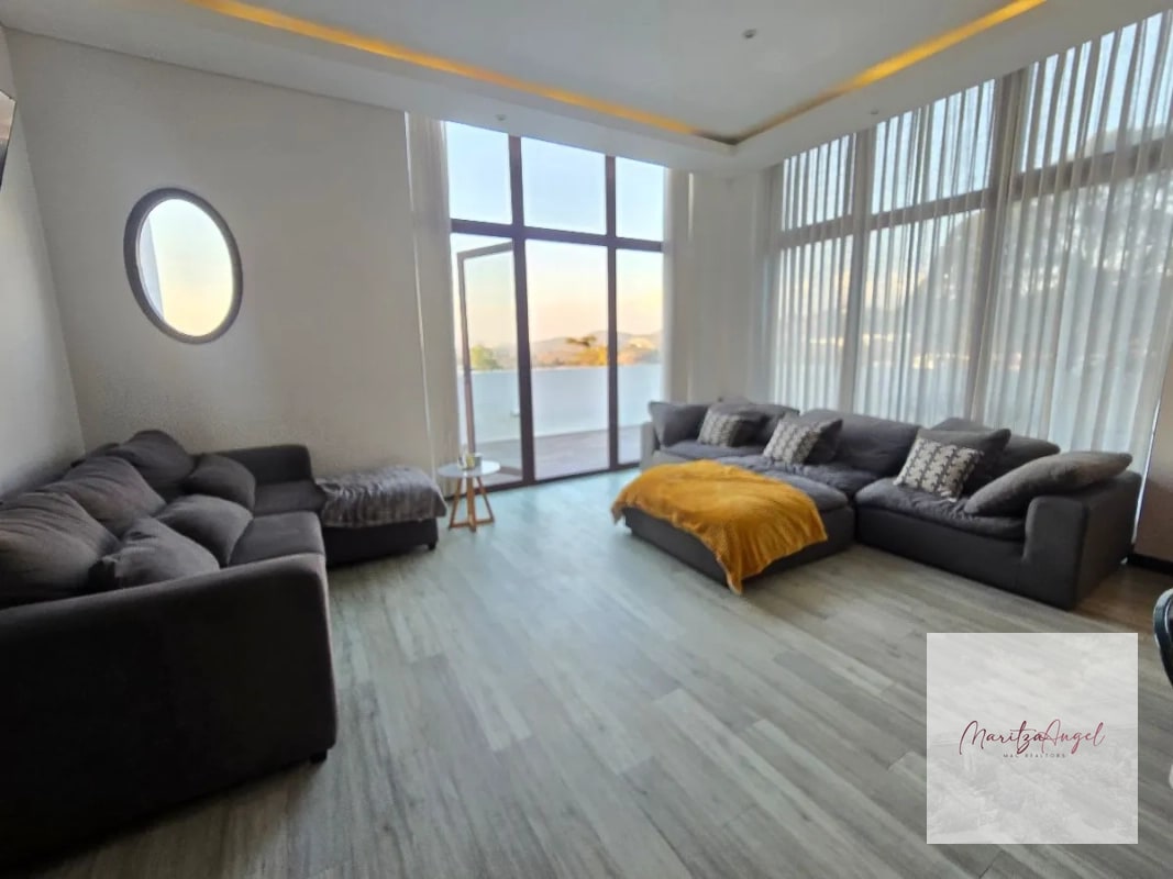 ALQUILER DE APARTAMENTO EN LIRIOS CAYALA ZONA 16 - 9