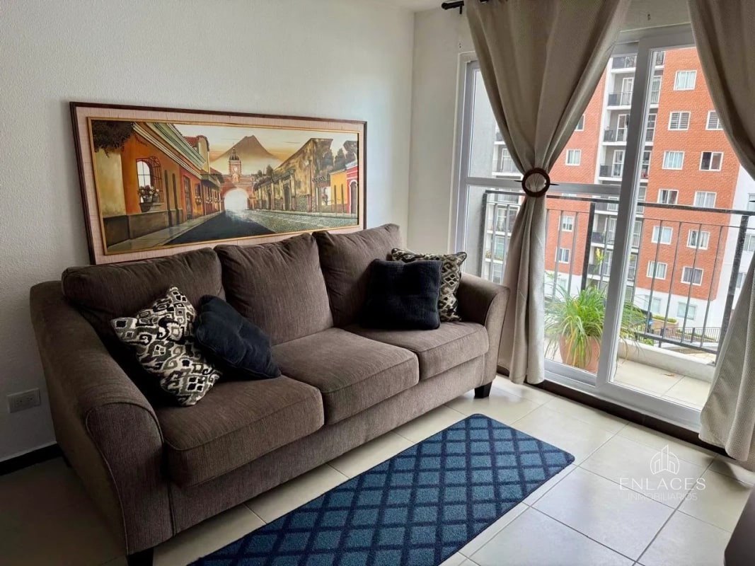 Zona 11 • Apartamento en Renta • Edificio Parque 11 • Semiamueblado - 12