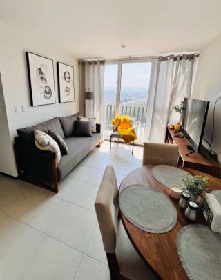 Venta  de apartamento amueblado y equipado en zona 11 Parque San Jorge — Apartamento en Venta en Parque San Jorge, Zona 11, Guatemala, Ciudad — miniatura 1 de 15
