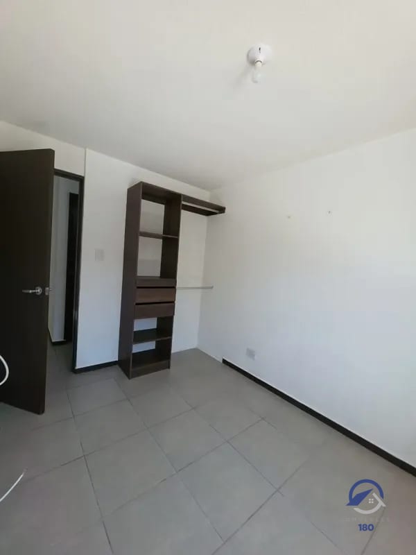 Apartamento en venta en Parque San Angel, zona 2, actualmente rentado, ideal para inversión — Apartamento en Venta en Parque San Ángel, Zona 2, Guatemala, Ciudad — foto 9 de 16