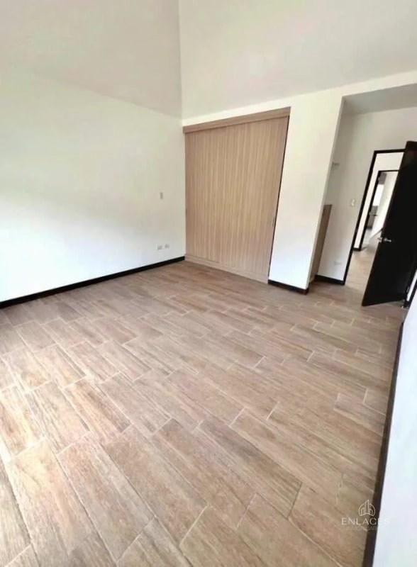 Fraijanes • Casa en Venta • Prados de Fraijanes - 1