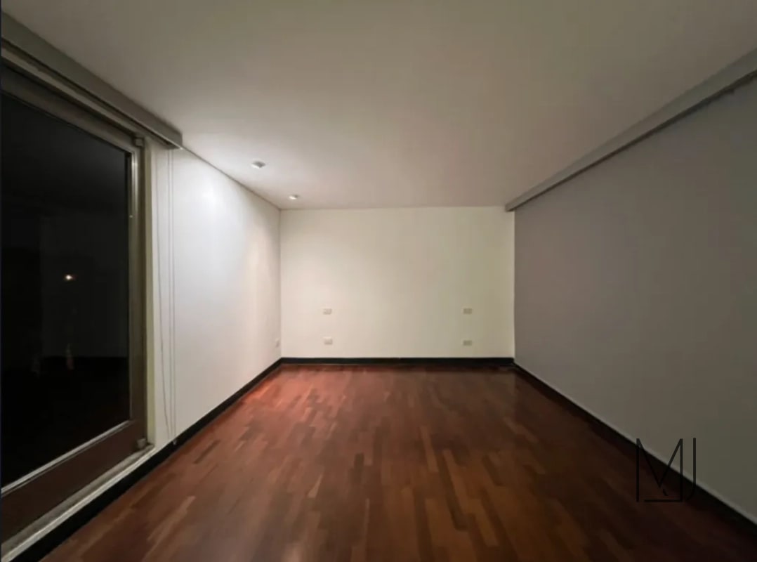 Apartamento en Alquiler | Colonia Oakland | Zona 10 | 2 terrazas amplias — Apartamento en Alquiler en Zona 10, Guatemala, Ciudad — foto 4 de 7