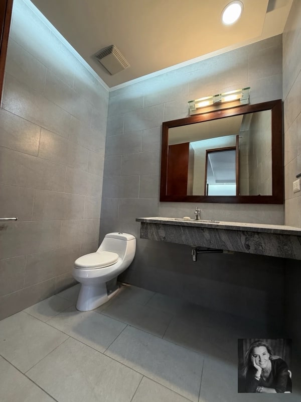 Oficina en Renta en Zona 10 Guatemala – 285 m² Corporativos - 6