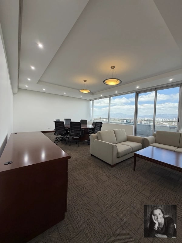 Oficina en Renta en Zona 10 Guatemala – 285 m² Corporativos - 4