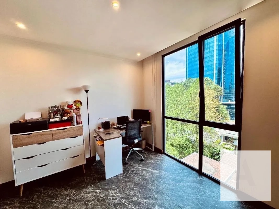 Moderno apartamento en el corazón de zona 10 - 7