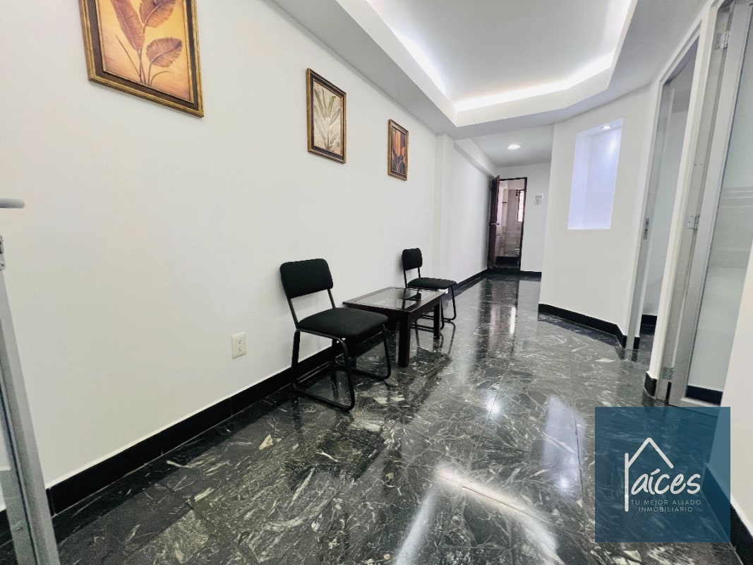 Clínica Odontológica en VENTA en Zona 10 (D) - 5
