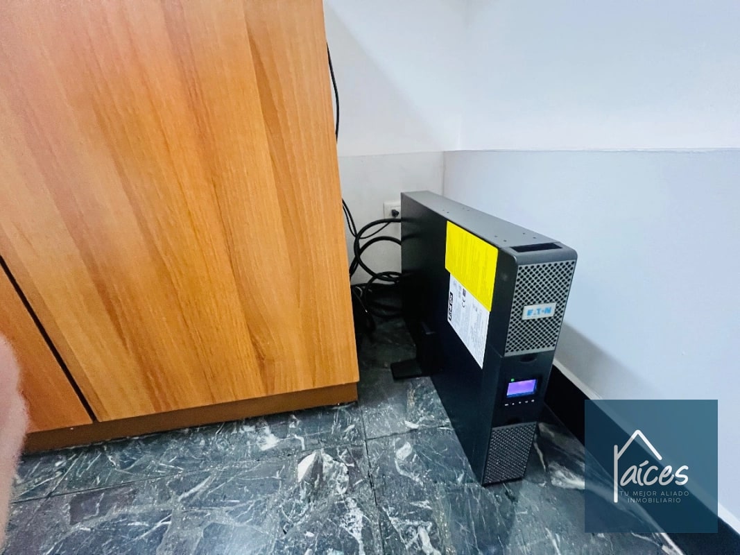 Clínica Odontológica en VENTA en Zona 10 (D) - 1