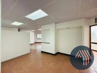 ALQUILER DE OFICINA TABICADA 154MT2 - MURANO CENTER, ZONA 10 — Oficina en Alquiler en Murano Center, Zona 10, Guatemala, Ciudad — miniatura 1 de 13