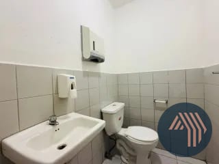 ALQUILER DE OFICINA TABICADA 154MT2 - MURANO CENTER, ZONA 10 — Oficina en Alquiler en Murano Center, Zona 10, Guatemala, Ciudad — miniatura 12 de 13