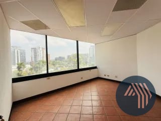 ALQUILER DE OFICINA TABICADA 154MT2 - MURANO CENTER, ZONA 10 — Oficina en Alquiler en Murano Center, Zona 10, Guatemala, Ciudad — miniatura 6 de 13
