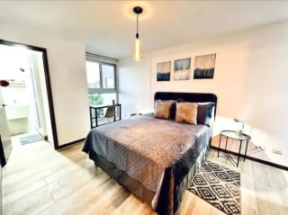 APARTAMENTO AMUEBLADO EN RENTA ZONA 14 - CONDADO CATORCE — Apartamento en Alquiler en Condado La Villa, Zona 14, Guatemala, Ciudad — miniatura 4 de 17