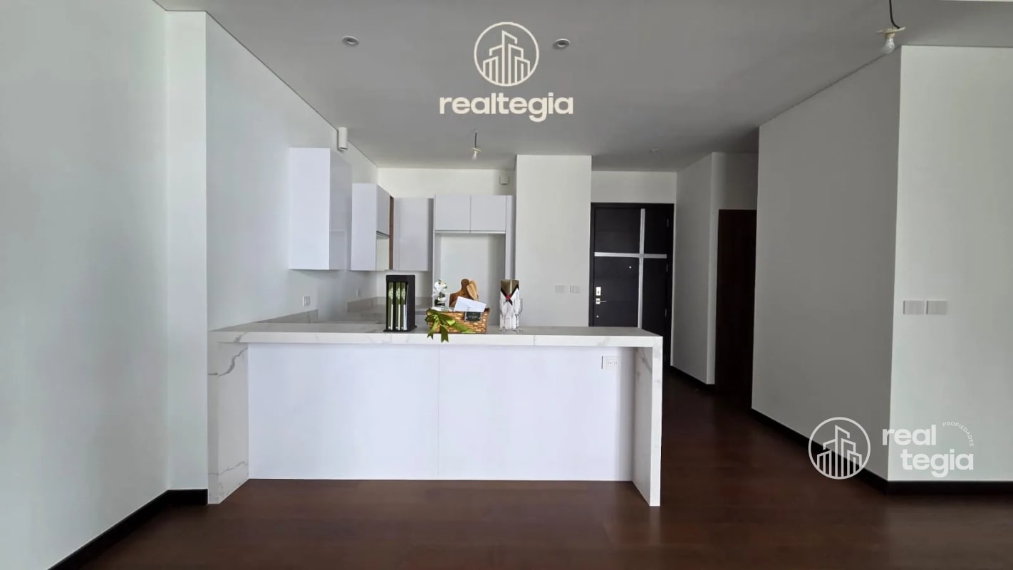 APARTAMENTO EN NOGALES DE CAYALÁ ZONA 16 - 10