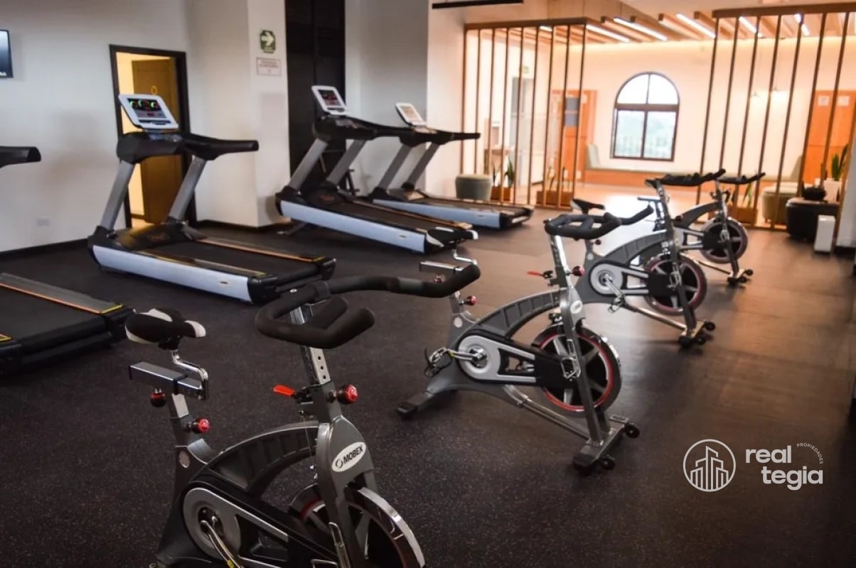 APARTAMENTO EN LIRIOS DE CAYALÁ ZONA 16 - 3