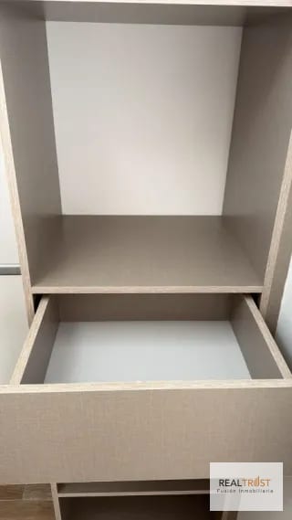 Apartamento en renta ubicado cerca de la universidad marroquín — Apartamento en Alquiler en Zona 10, Guatemala, Ciudad — miniatura 6 de 9