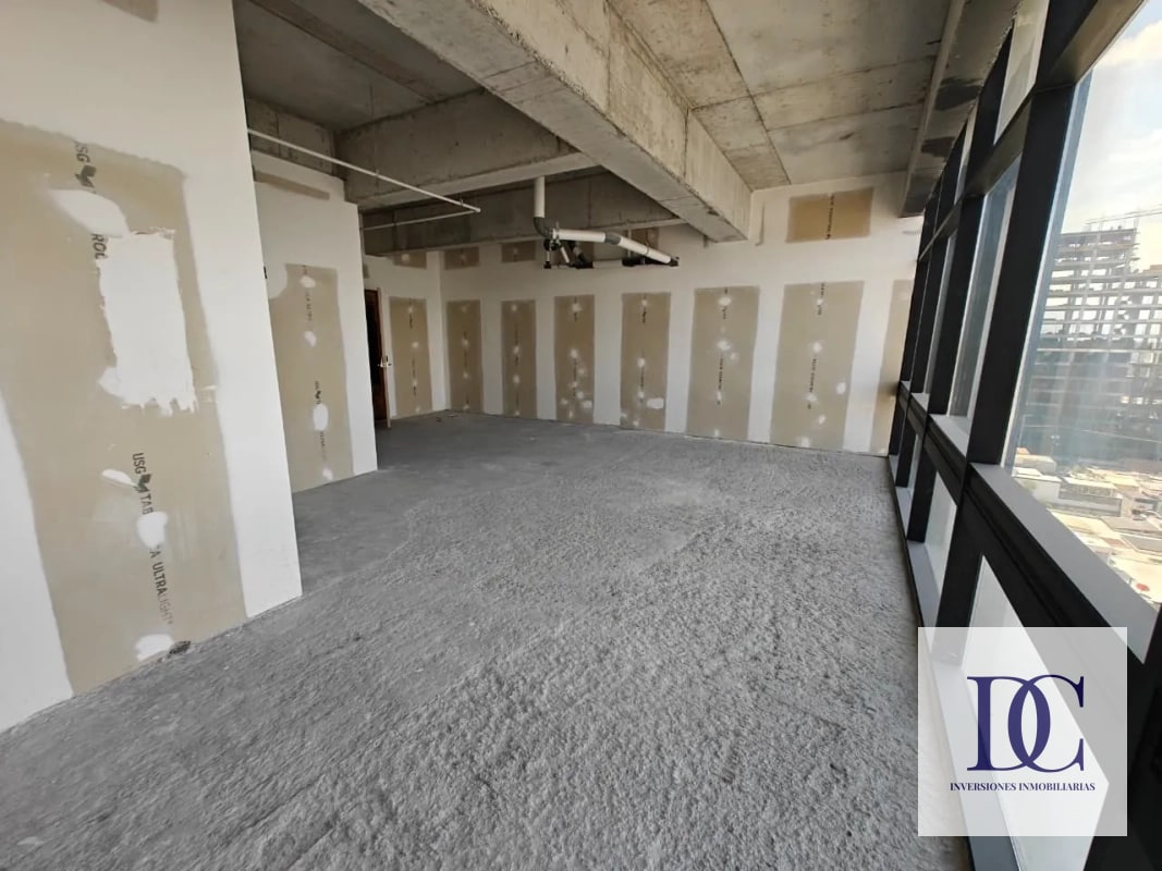 CLÍNICA MÉDICA EN VENTA – EDIFICIO RENOVATI | ZONA 10 - 5