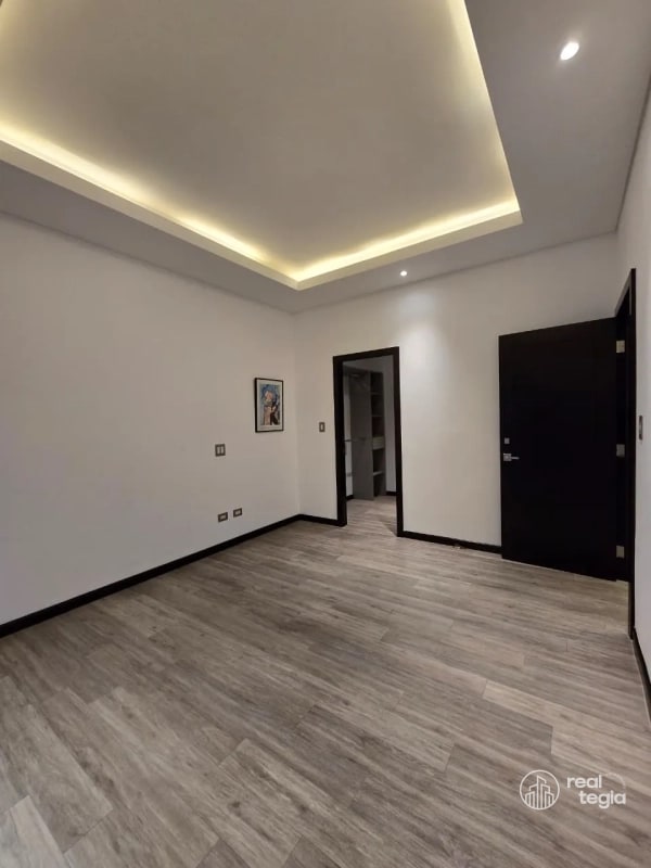 APARTAMENTO EN LIRIOS DE CAYALÁ ZONA 16 - 7