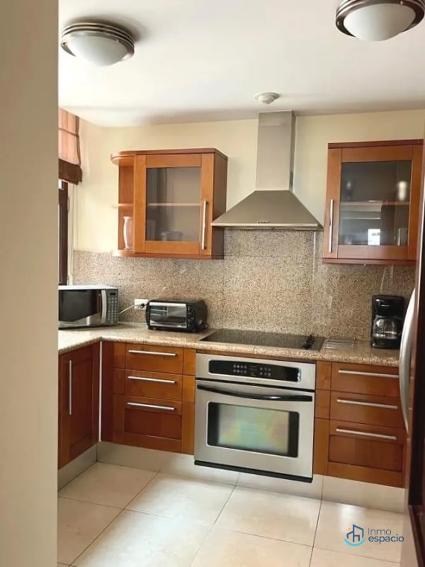 Apartamento en Alquiler – Casa Rialto, Zona 14 - 16