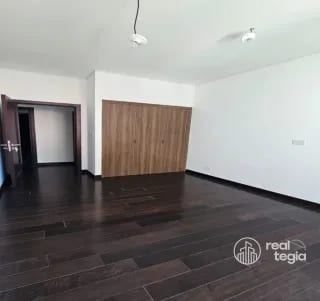 APARTAMENTO NOGALES DE CAYALÁ ZONA 16 — Apartamento en Venta en Zona 16, Guatemala, Ciudad — miniatura 5 de 8