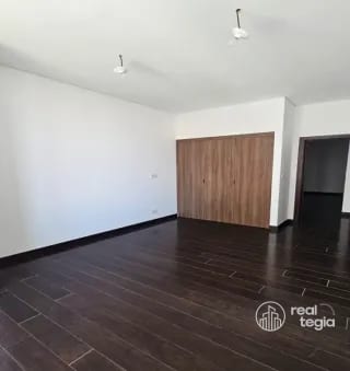 APARTAMENTO NOGALES DE CAYALÁ ZONA 16 — Apartamento en Venta en Zona 16, Guatemala, Ciudad — miniatura 4 de 8