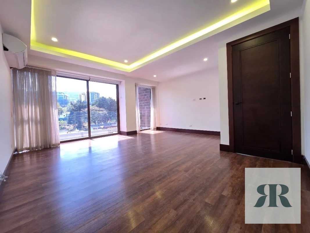 *Casa en Venta Vista Hermosa II, dentro de garita, 4 dormitorios* - 5