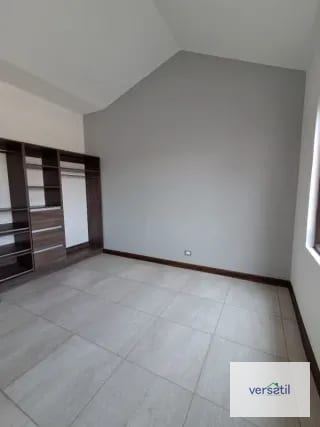Hermosa casa en Venta LOS Manantiales (copia) — Casa en Venta en km 16-20, Carretera a El Salvador, Guatemala, Ciudad — miniatura 3 de 15