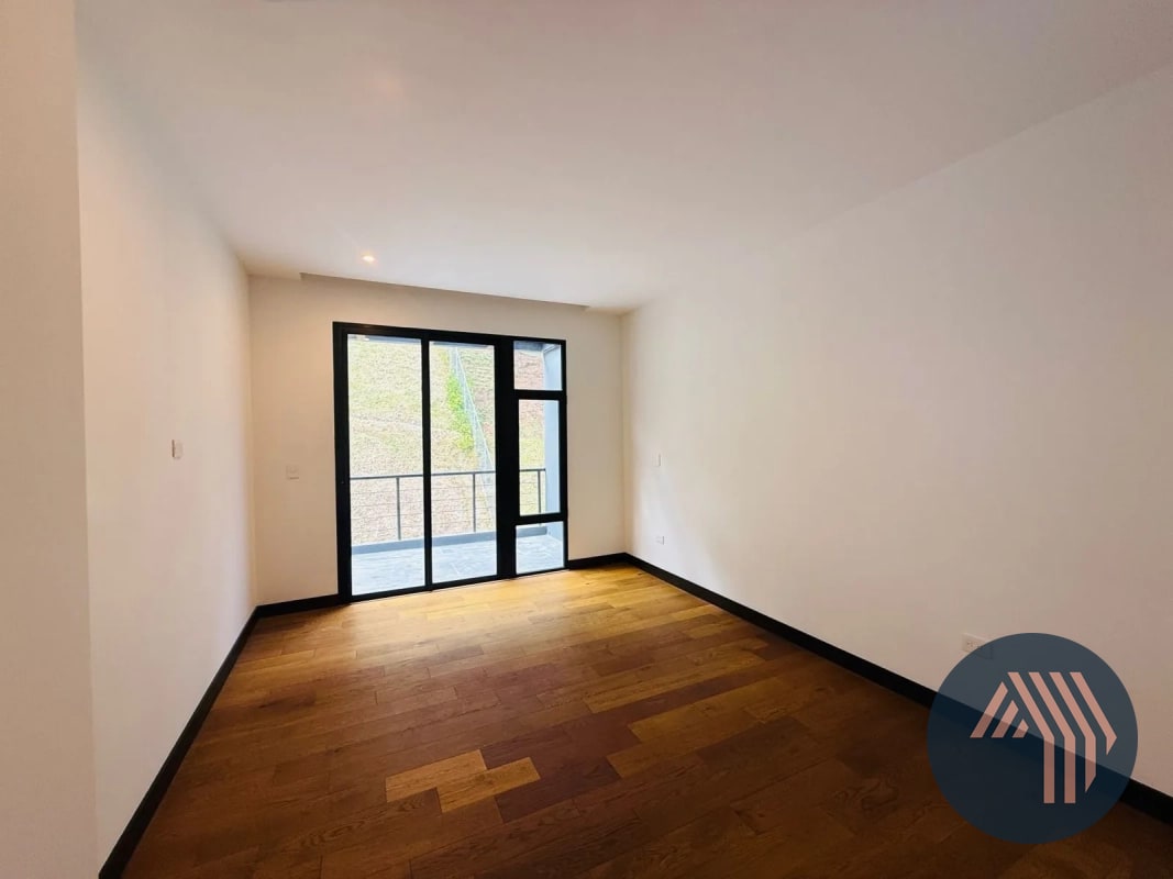VENTA DE PRECIOSA CASA - ARAMA, SANTA CAT. PINULA - 14