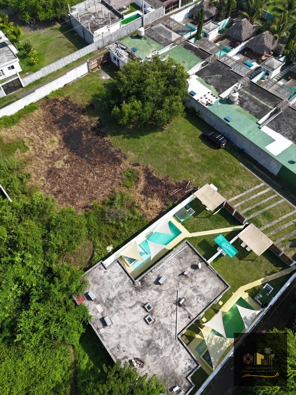 2 Casas de Playa en Venta en Monterrico - 16