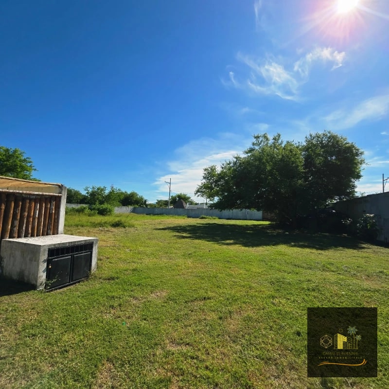 2 Casas de Playa en Venta en Monterrico - 2