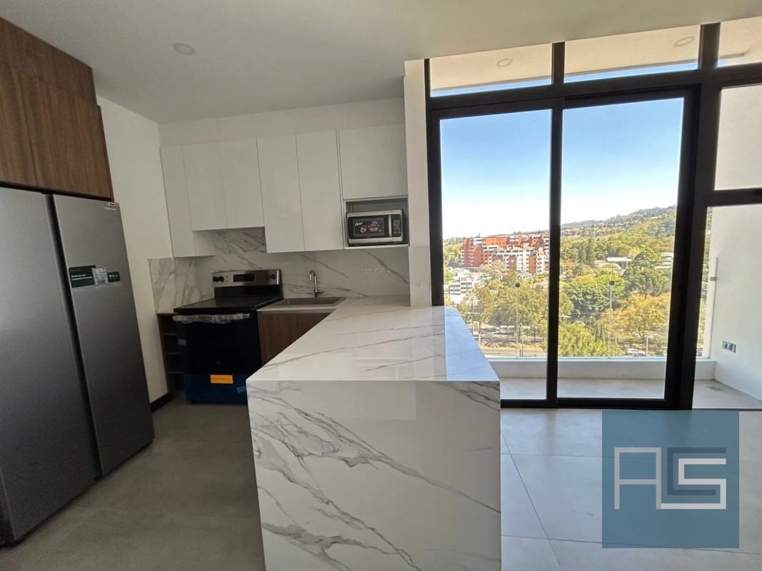 Moderno e iluminado apartamento amueblado en Alquiler para estrenar en Vista Hermosa II — Apartamento en Alquiler en Arles, Zona 15, Guatemala, Ciudad — foto 9 de 16