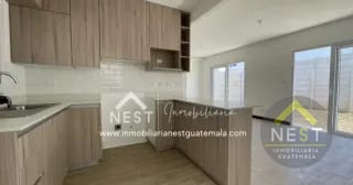 Casa nueva en renta con jardín | Bosques de Santa Elena - Km 26.5 CAES — Casa en Alquiler en Santa Elena Barillas, Guatemala, Ciudad — miniatura 2 de 17
